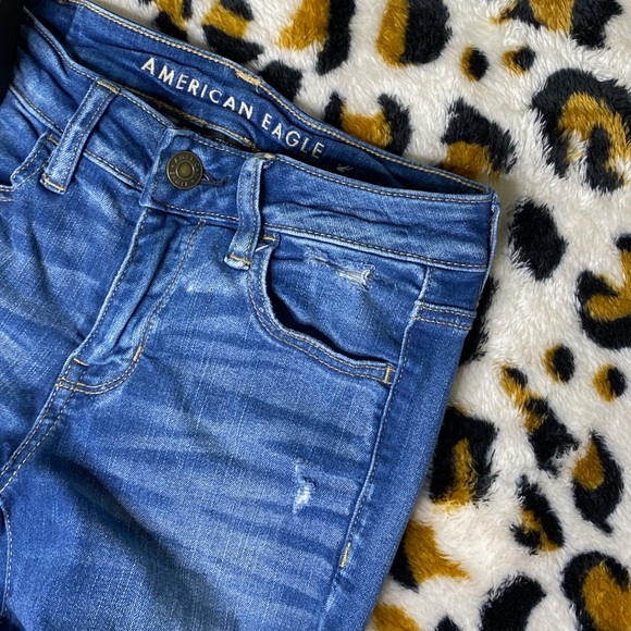 American Eagle Outfitters Distressed - Picture 4 of 7